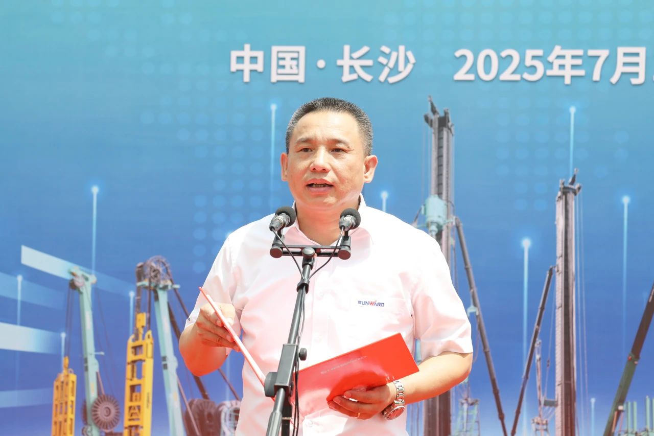 “破紀錄王者”再出征！山河智能SWDM800旋挖鉆機成功交機